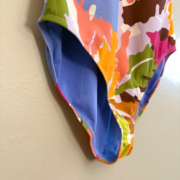 Catalina Abstract Floral Pattern Swimsuit w Criss Cross Back - Picture 9 of 15